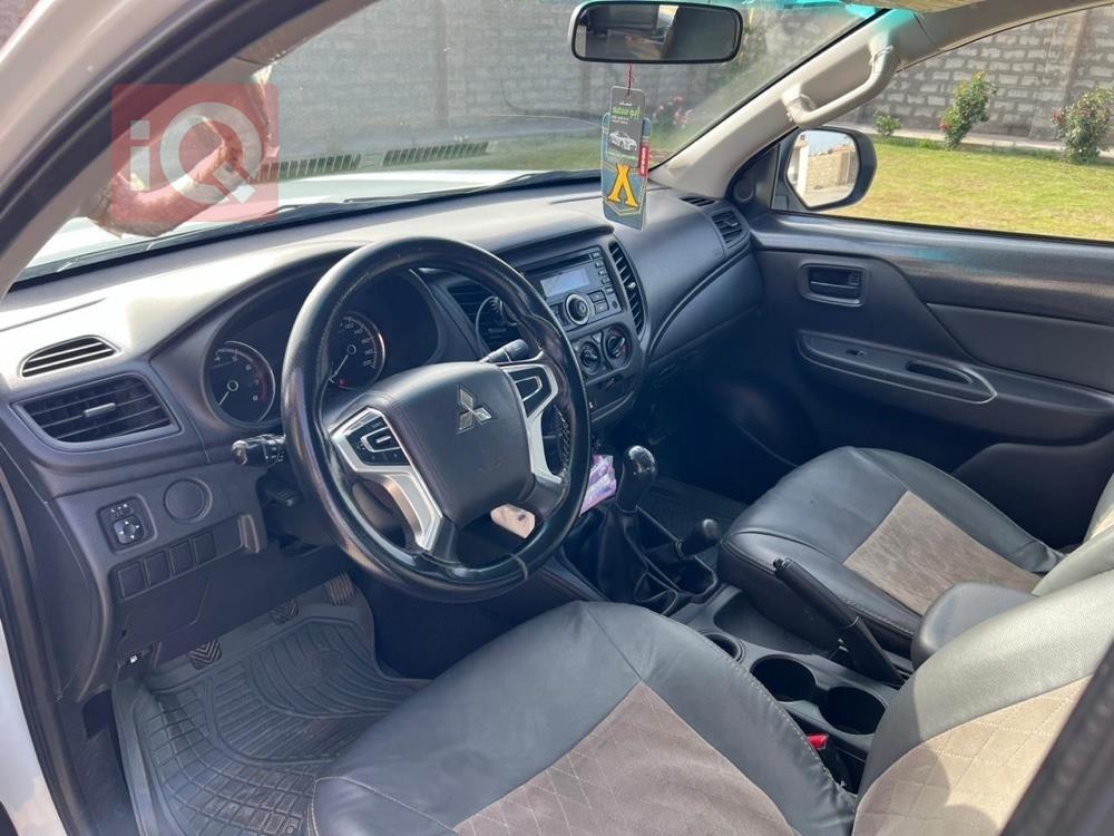 ميتسوبيشي L200